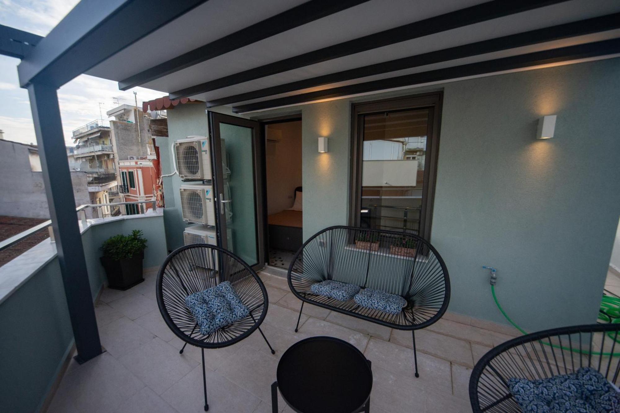 Antiqua Apartment Кавала Екстериор снимка