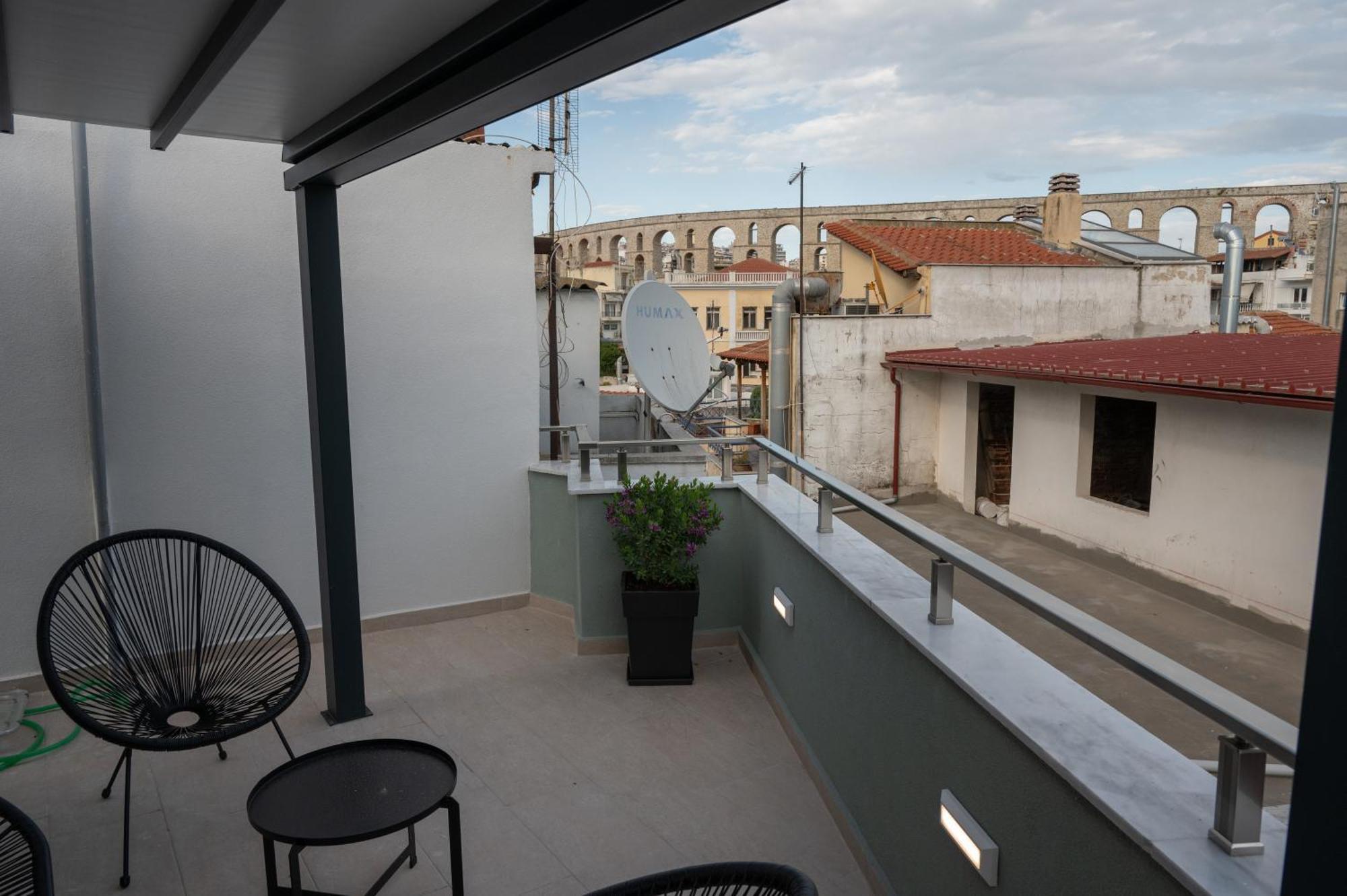 Antiqua Apartment Кавала Екстериор снимка